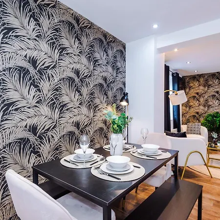 Apartment Central Leeds Gem - Parking - Sleeps 6