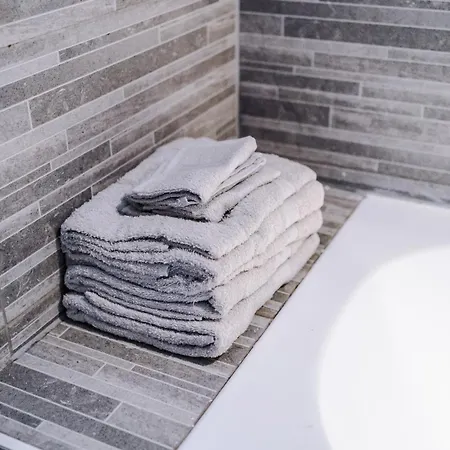 Apartment Central Leeds Gem - Parking - Sleeps 6 Leeds (West Yorkshire)